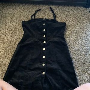 Love tree dress size M has pockets